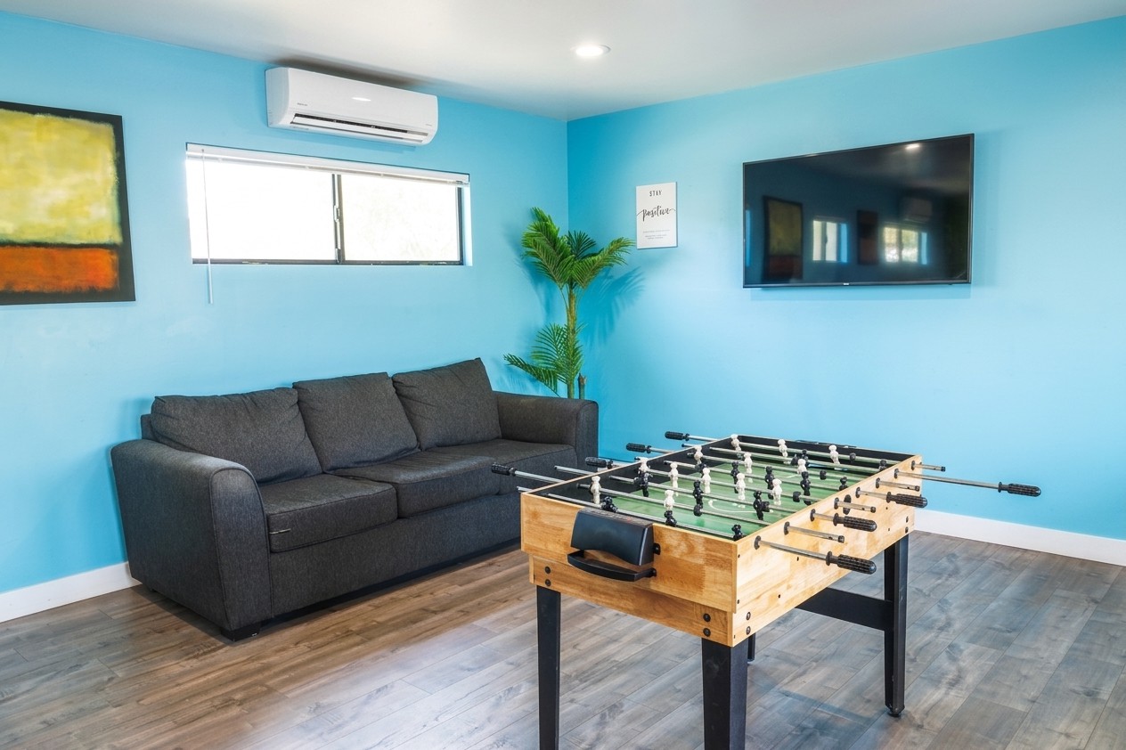 5th Street Public Room